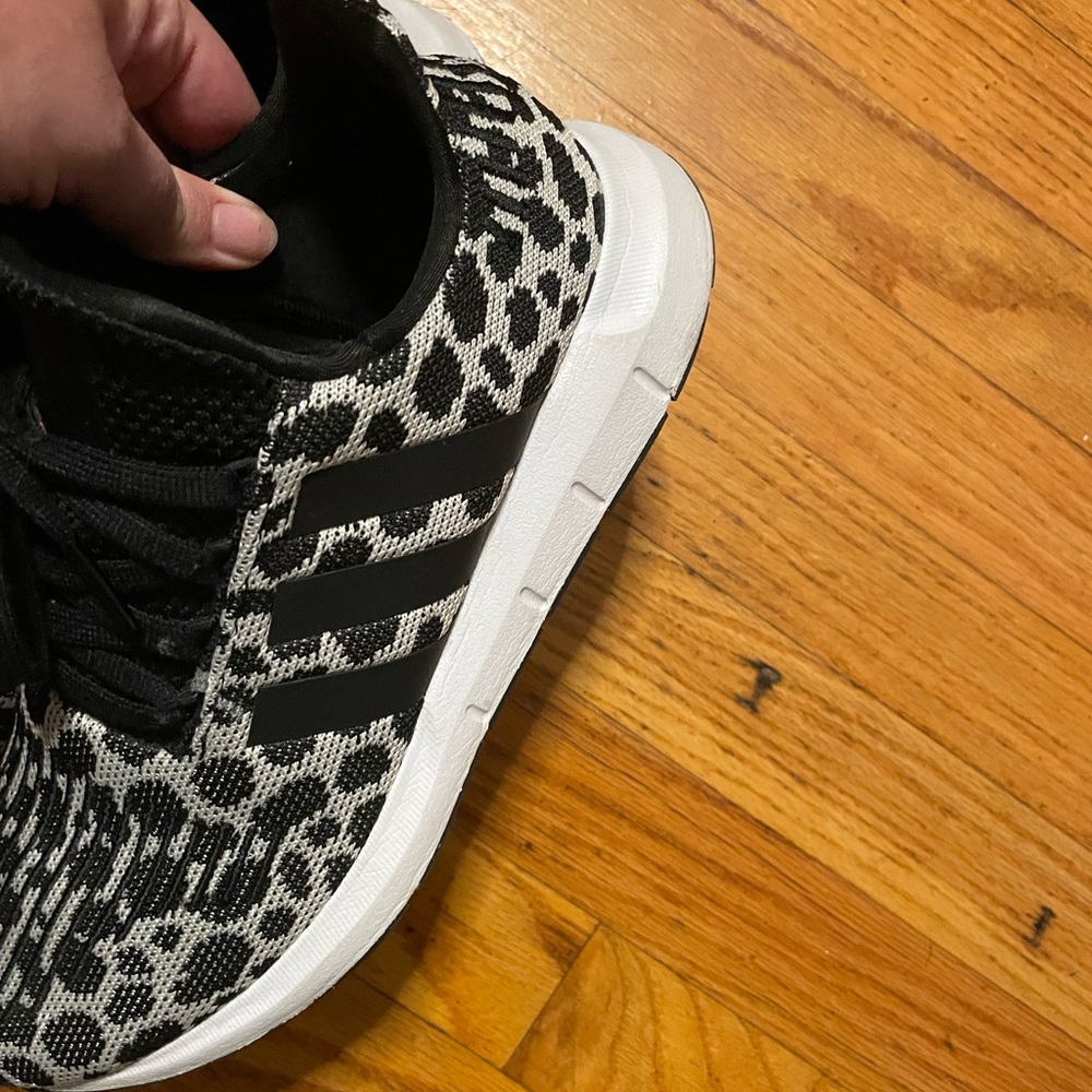 Womens leopard print adidas size 8